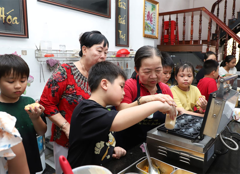 Ngoại khoá hè Tiểu học - tuần 2 với chủ đề "Cùng em khám phá"