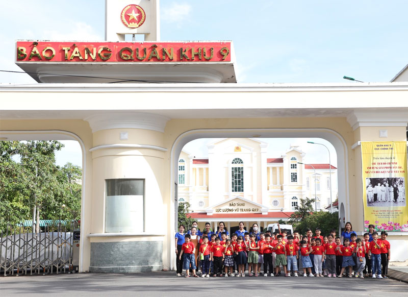 Hoạt động ngoại khóa hè trải nghiệm “Hành trình lịch sử”