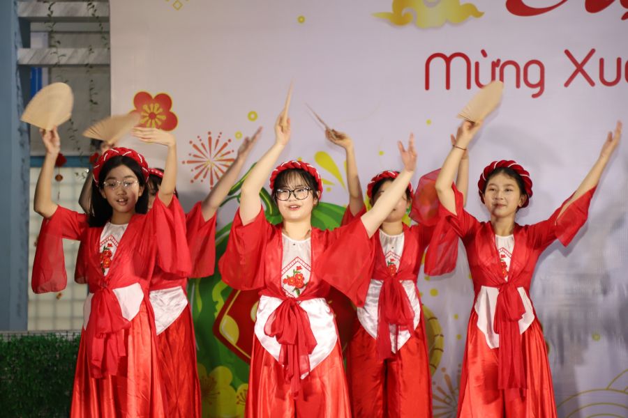 Vibrant Talent Night – Festive Spring Fair